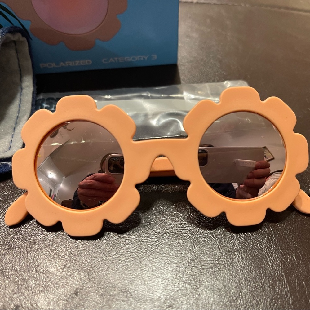 BABIATORS Flower Child Polarized Sunglasses For Baby NEW